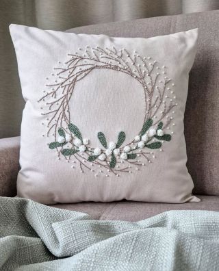 Věneček jmelí 🌱🤍 Kdo se ještě včera nedíval na eshop tak tady je hotová další novinka🥰 Líbí? Hezký den přeji 🫶